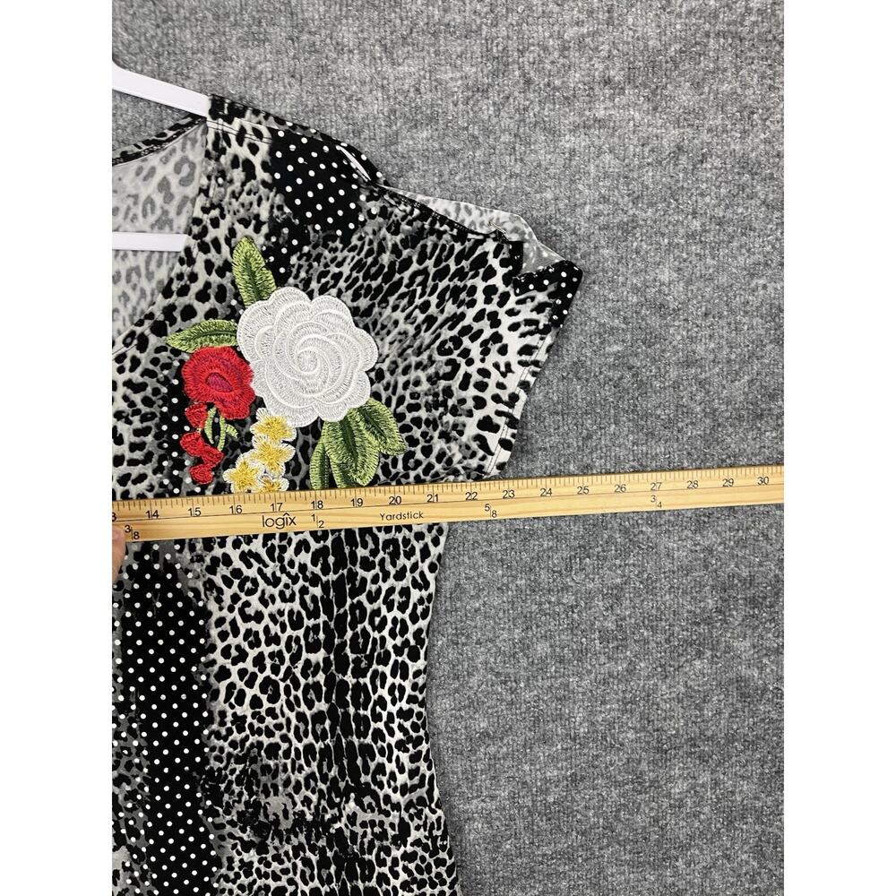 Adele & May Top Sz L Animal Print White & Red Floral Embroidered Cold Shoulder - Picture 8 of 10